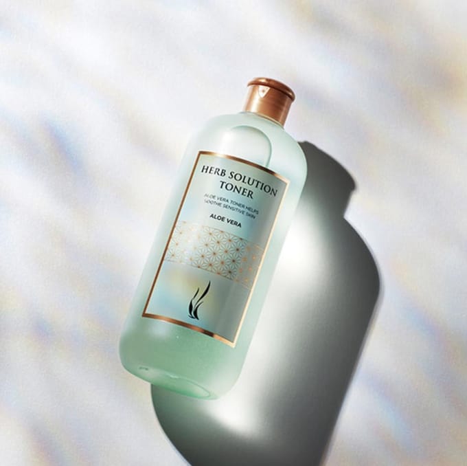 AHC Herbal Solution Aloe Vera Toner 500ml gray