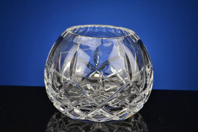 Luxe Kristallen Waxinelichthouder – Rond en Elegant Design