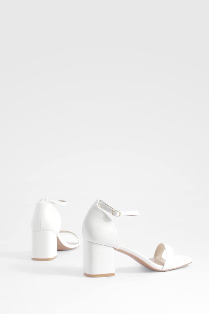 boohoo Dames Breed passende low block nagenoeg onzichtbare hakken | Wit | Maat: 41