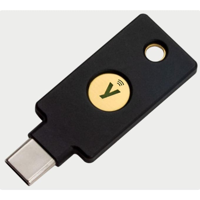 Yubico Passwordmanager USB-stick YubiKey 5C NFC Zwart/goud 5060408462331