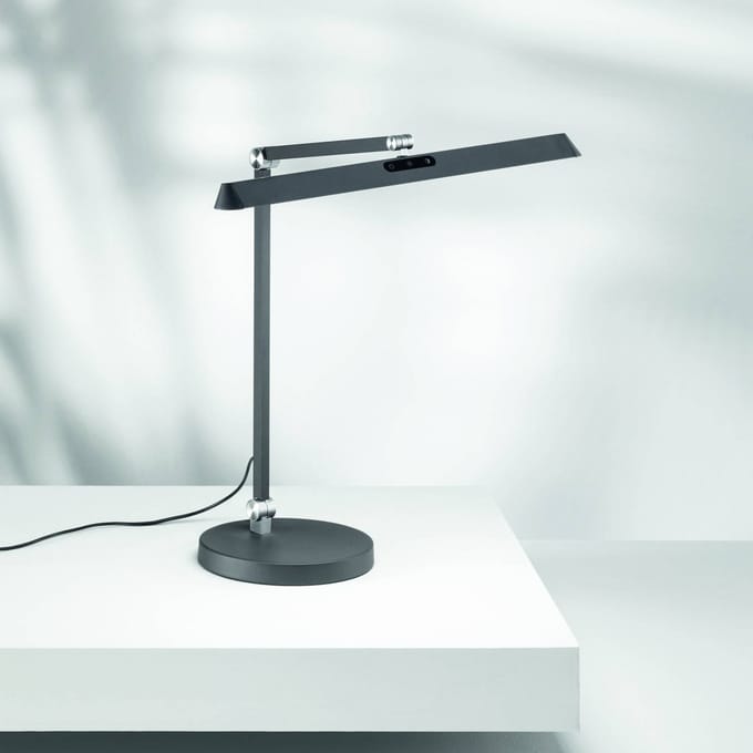 Fabas Luce LED bureaulamp Beba, antraciet, CCT, dimbaar
