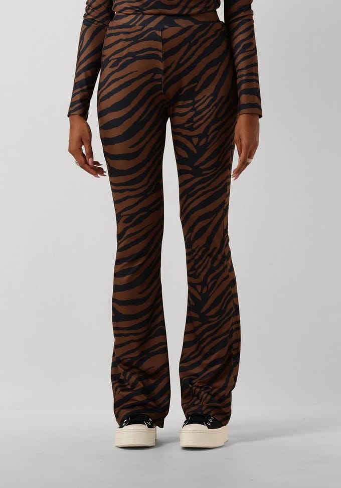 Notre-V Nv Celeste Flared Pants Broeken Dames - Bruin - Maat M