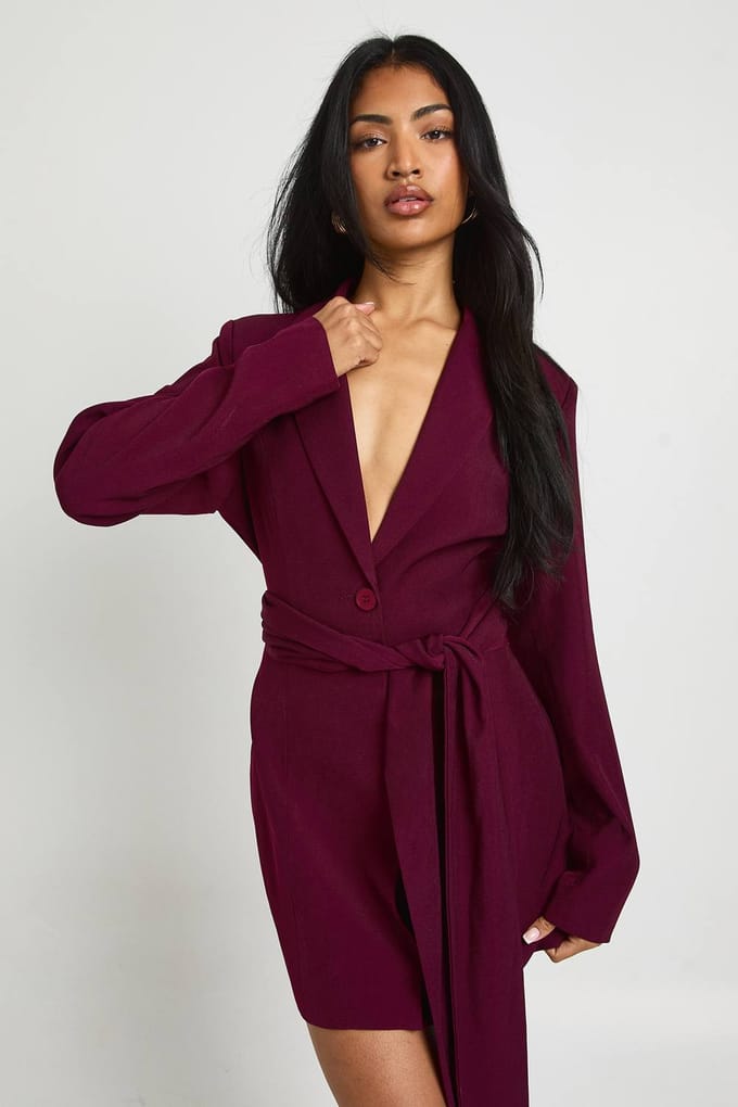 boohoo Dames Getailleerde blazerjurk met strik in de taille | Wine | Maat: 12