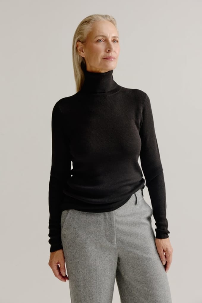 Josephine & Co Saar Sweater Black Maat: XXL | Sweaters Outlet | Dames | Zwart