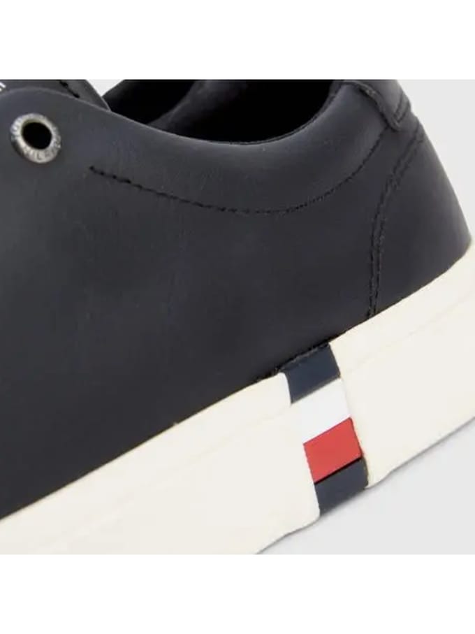 Tommy Jeans herensneakers met kenmerkend design.