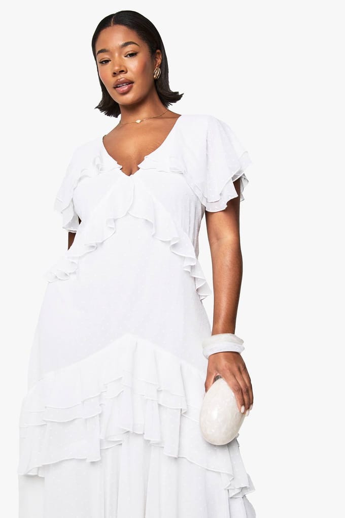 boohoo Dames Plus Dobby Chiffon Maxi-jurk met ruchesdetails | Ivoor | Maat: 48