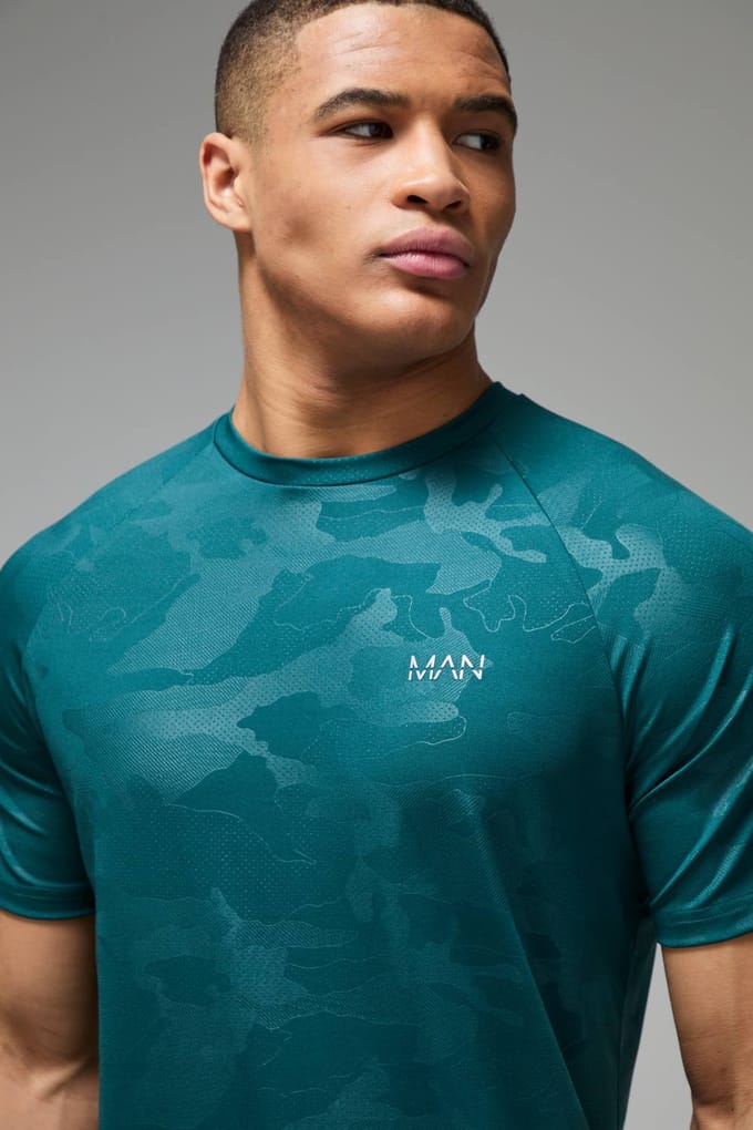 Man Active Regular Fit Camo Raglan Performance Gym T-Shirt | Dark Green | Size Medium