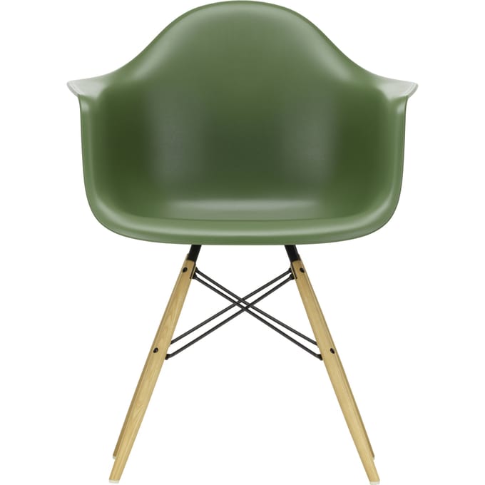Vitra - DAW Eames Plastic Armchair - forest RE - honingkleurig essenhout - groen