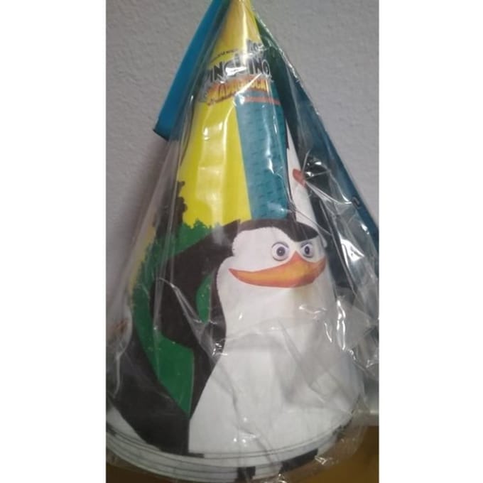 Set van 6 verjaardagshoeden de pinguïns van Madagascar schoon