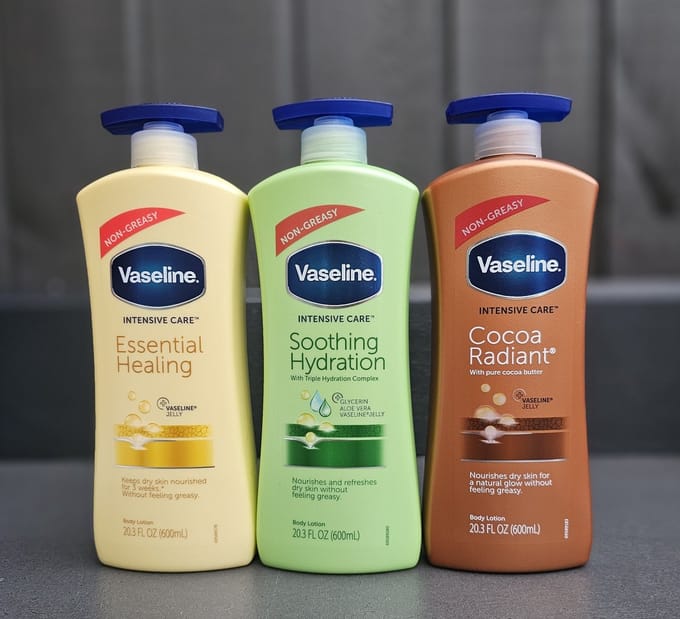 Vaseline - Intensive Care - Body Lotion - Cocoa Radiant - Soothing Hydration -Essential Healing- Body Lotion 3x600ml