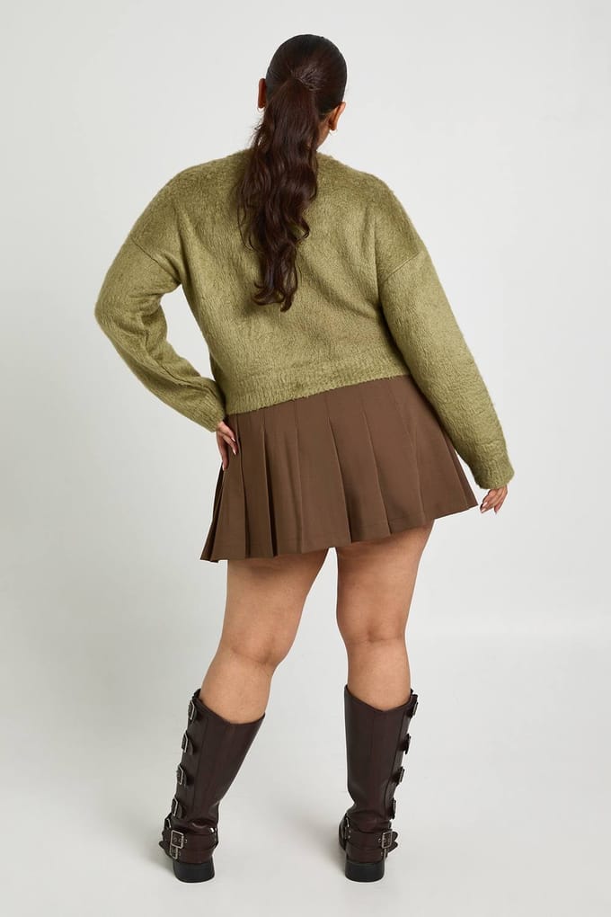 boohoo Dames Plus Fluffy Cardigan met ronde hals | Khaki | Maat: 28