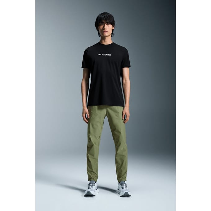 On  Run-t 1 M Black Maat: M | Basic T-Shirts Outlet | Heren | Zwart