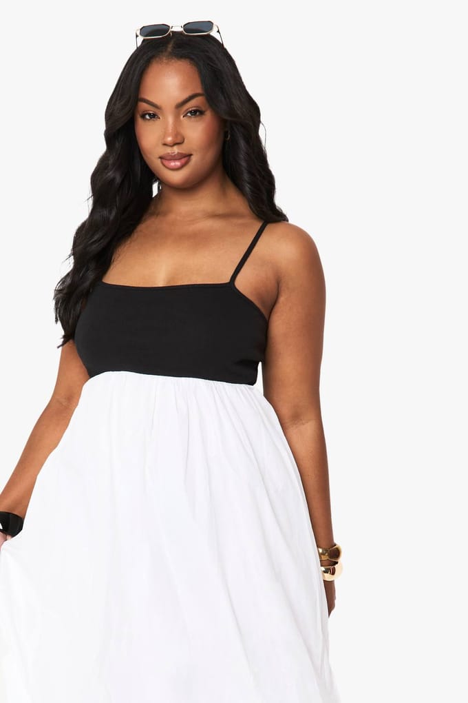 boohoo Dames Plus Fabric Mix Maxi-jurk met riempjes | White | Maat: 26