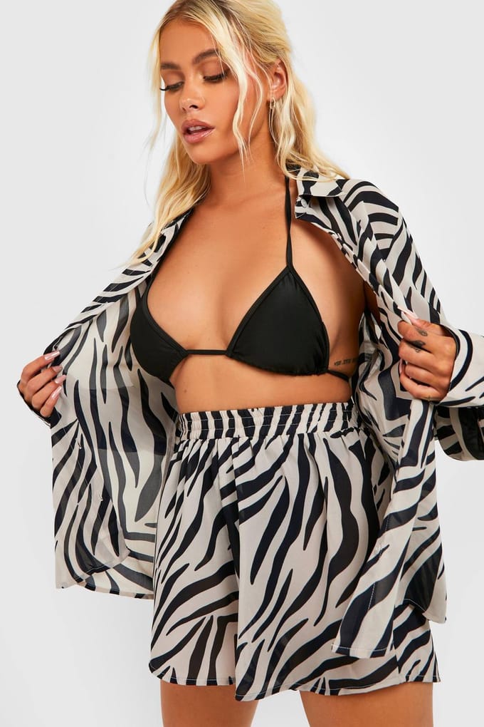 boohoo Dames Zebra Print Overhemd & Short Strand Co-Ord Set | Zebraprint | Maat: Medium