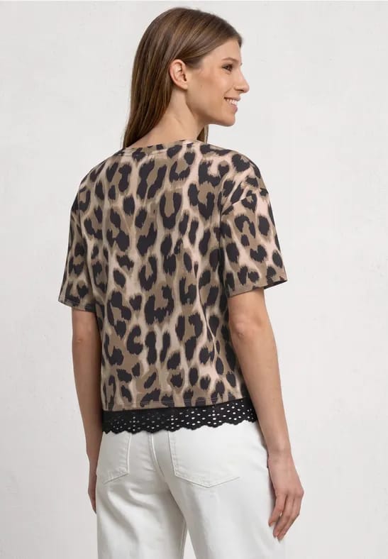 Shirt met ronde hals en kant