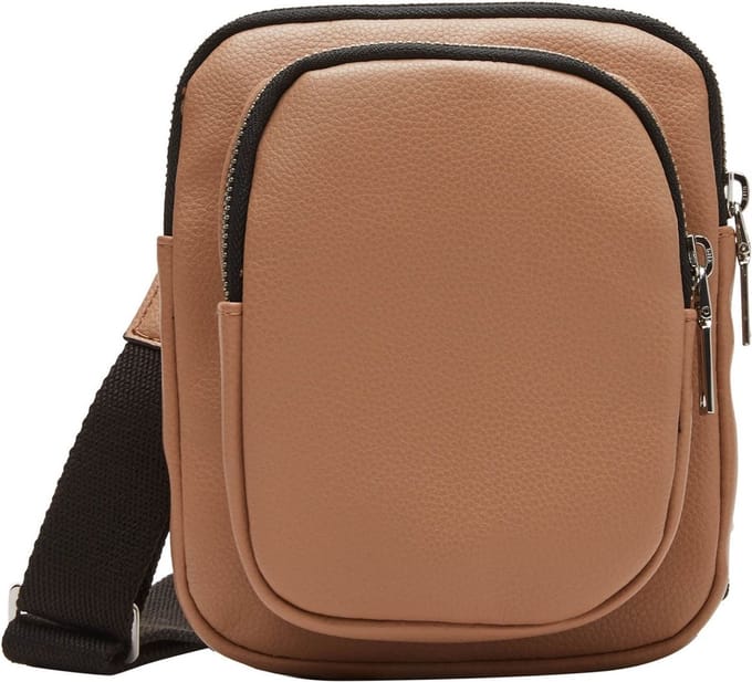 s.Oliver Schoudertas City Bag Beige