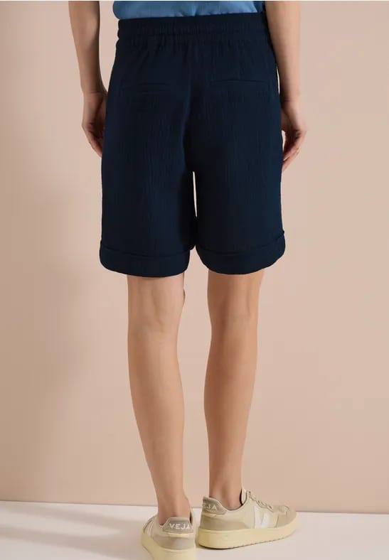 Straight Legs shorts van mousseline
