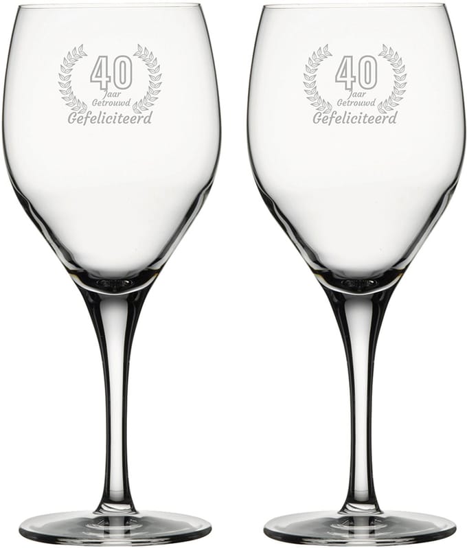 Gegraveerde witte wijnglas 34cl Gefeliciteerd 40 jaar getrouwd