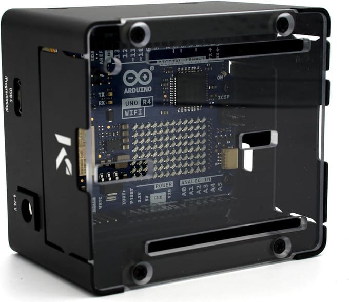 Projectbehuizing voor Arduino UNO R4 met Transparant Deksel en Stalen Basis