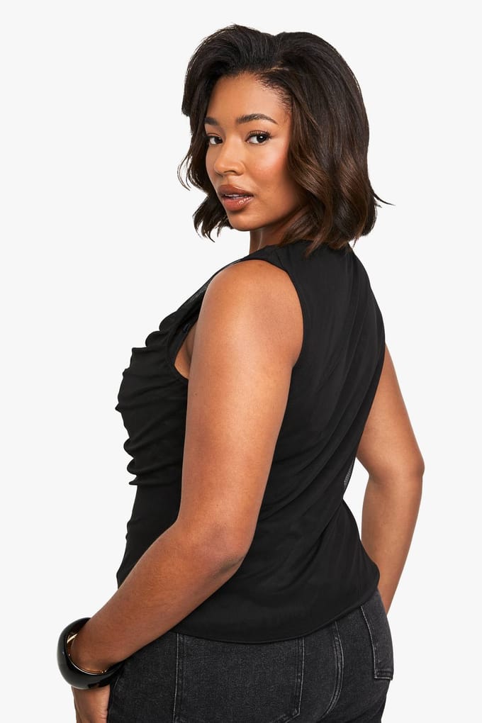 boohoo Dames Plus V-hals Gouden Knop Top | Zwart | Maat: 54
