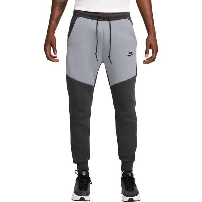 Jogging Nike Tech