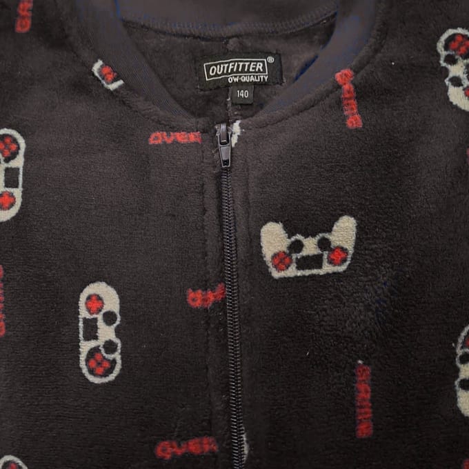 Outfitter jongens onesie fleece - maat 152 - Game over - zwart