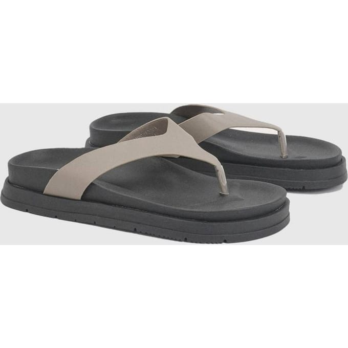 boohoo Dames Dikke Platform Teenslippers | Taupe | Maat: 39