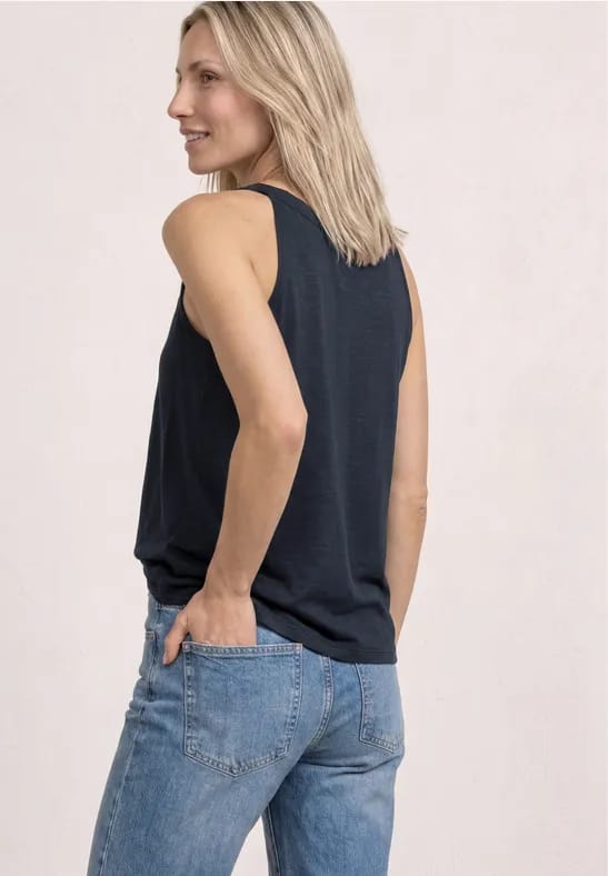 Top met V-hals en decoratief detail
