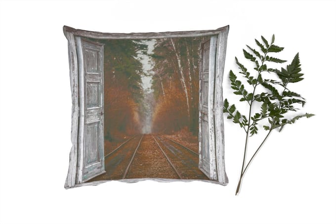 Sierkussens - Kussentjes Woonkamer - 60x60 cm - Treinrails - Herfst - Doorkijk - Bos