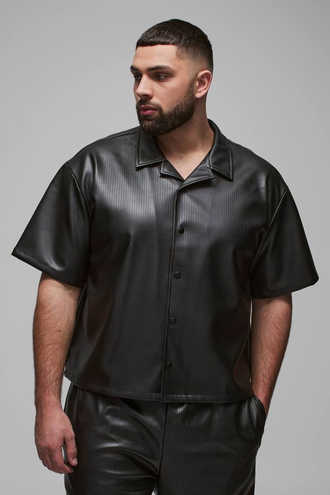 Plus Geplooide PU Boxy Oversized Shirt | Black | Size 2XL