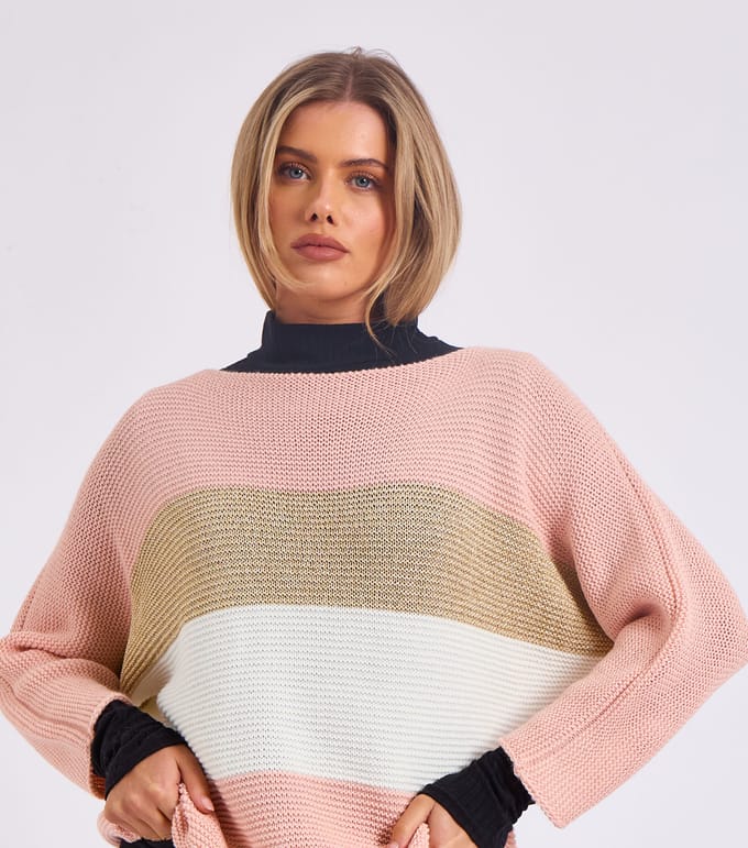 Gestreepte gebreide oversized trui met V-hals