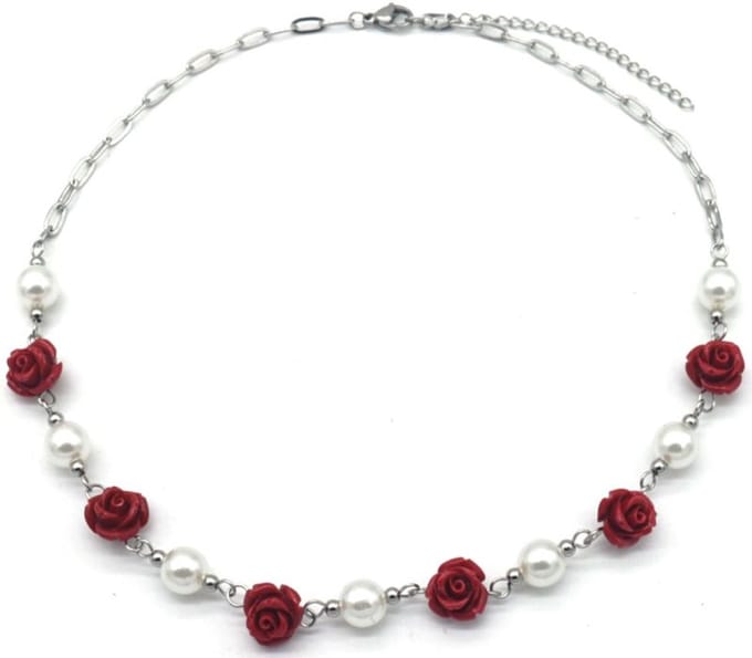 Ketting met Parels en Rozen - RVS - Lengte 39-44 cm - Zilverkleurig