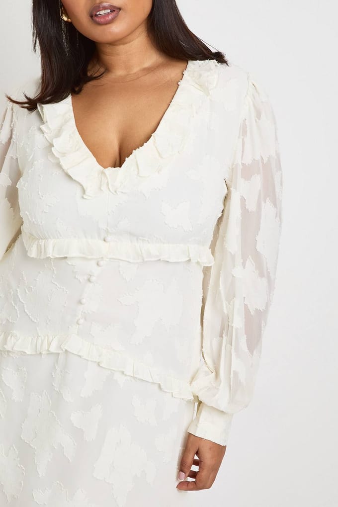boohoo Dames Plus Burnout Chiffon Ruffle Smock Jurk | Ivoor | Maat: 44