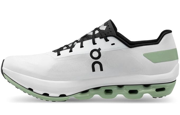ON Cloudboom Echo Wit Zwart Dames Sneakers 57.98994 37.5 white