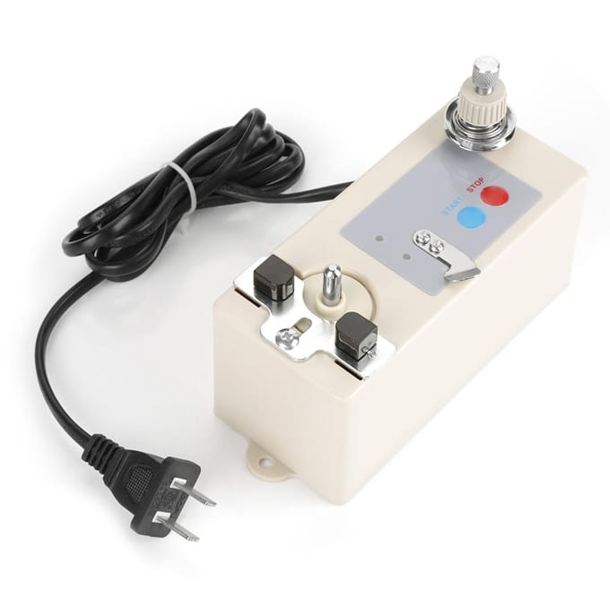 Bobinoir électrique automatique pour fil de canette de machine à coudre noir