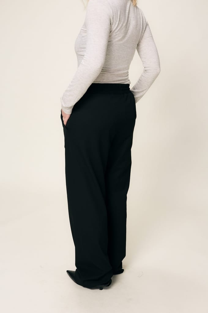 VIVEH Jasmine Black Größe: 38 | Stoffhosen Outlet | Damen | Schwarz
