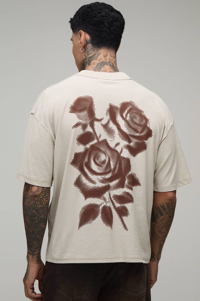 Tall Stone Oversized Boxy T-shirt Met Zichtbare Naden En Gestippelde Bloemenprint | Size Medium