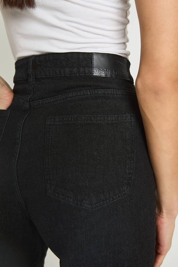 boohoo Dames Lange Basic Jeans met Wijde Pijpen | Zwart | Maat: 10/36L