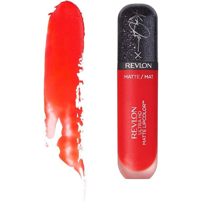 Revlon Ultra HD Matte Lipcolor, Ashley Graham, Red Affair 004