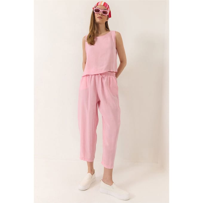 Mouwloze Crew Neck Blouse en Carrof Fıt Broek Set
