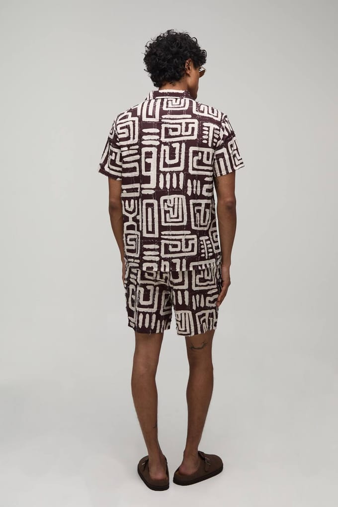 Getextureerd Geometrisch Bedrukt Regular Shirt & Relaxed Short Set | Chocolate | Size Medium