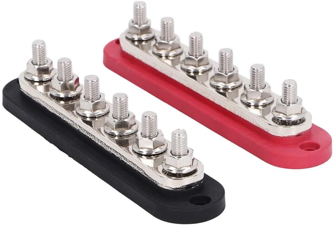 OmGoods - Dailygoody - Power Distributor Block M8 - 300A 12-48V - Nylon, RVS & Messing