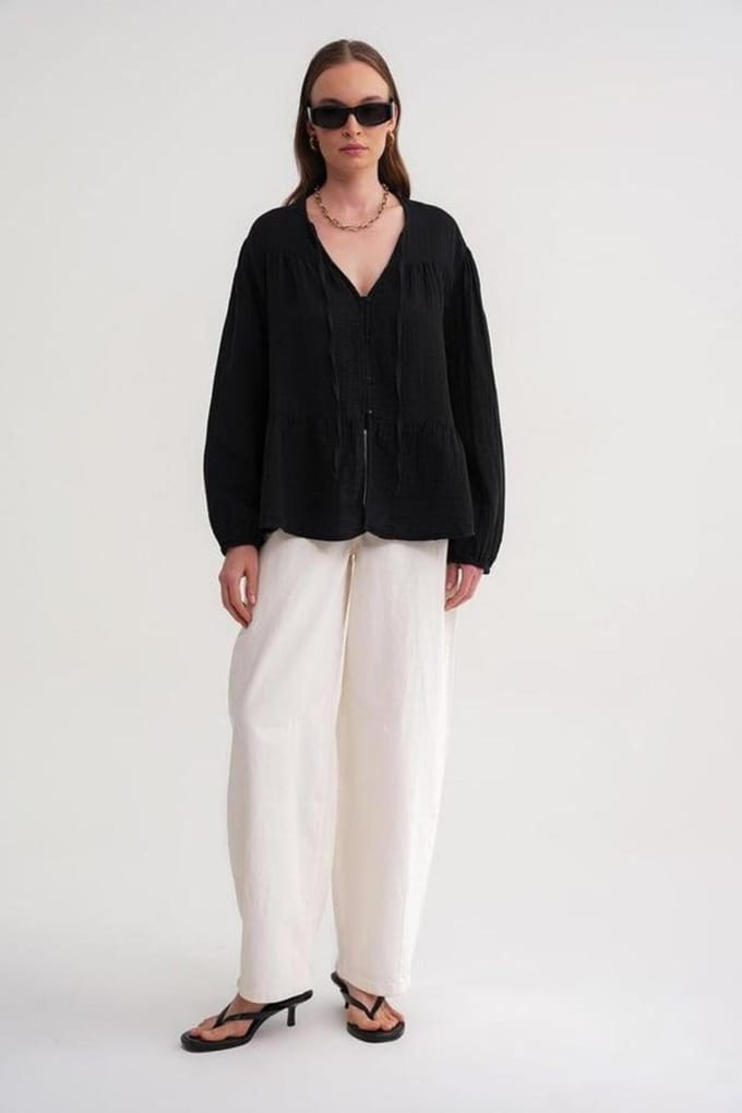 Lange Mouwen Losse Blouse met Strikhals