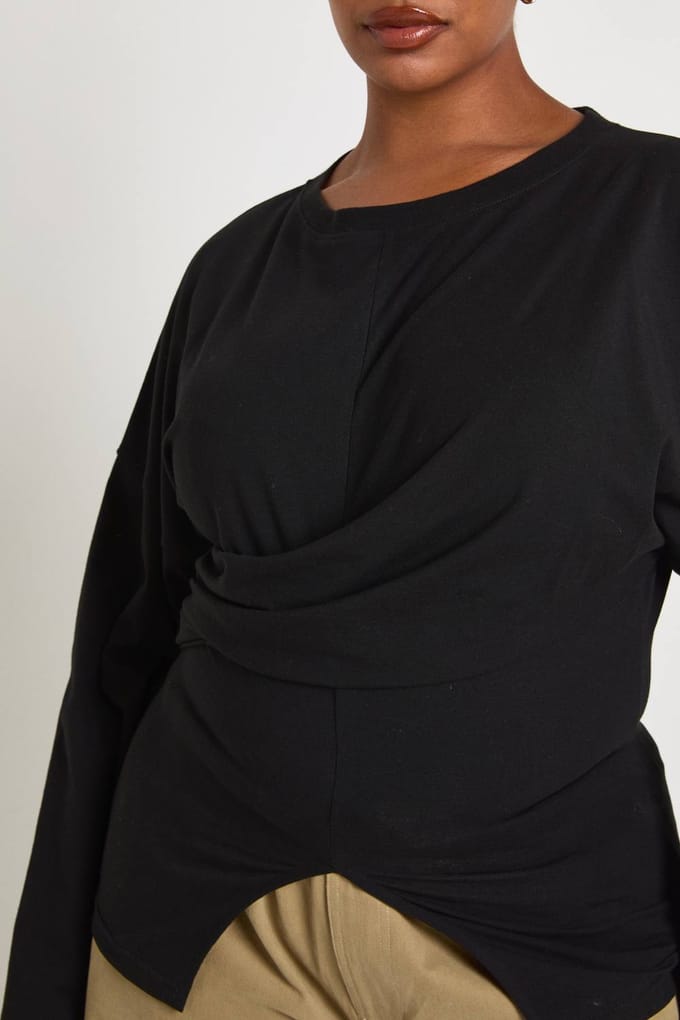 boohoo Dames Plus Wrap Gerimpelde Top met Lange Mouwen | Zwart | Maat: 48