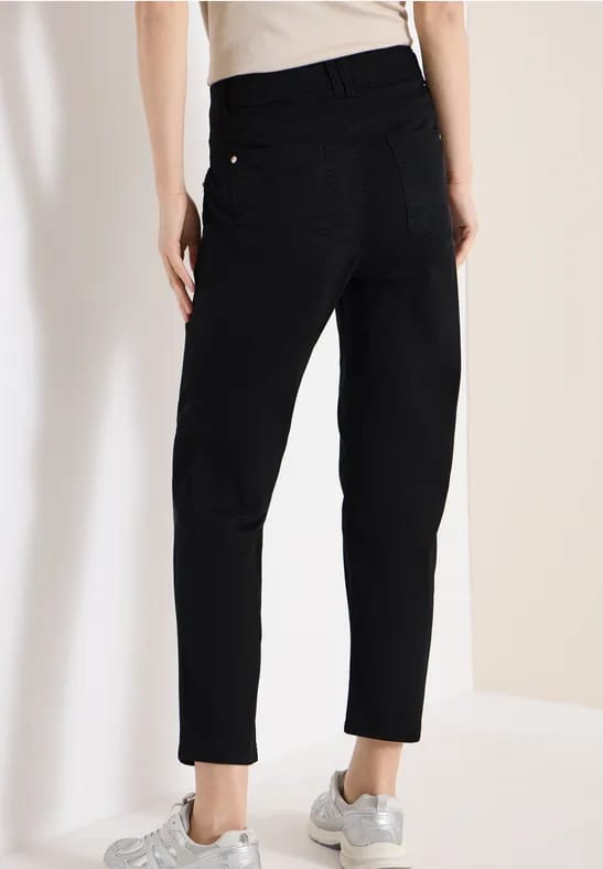 7/8 Mid Waist Slim Legs broek in casual fit