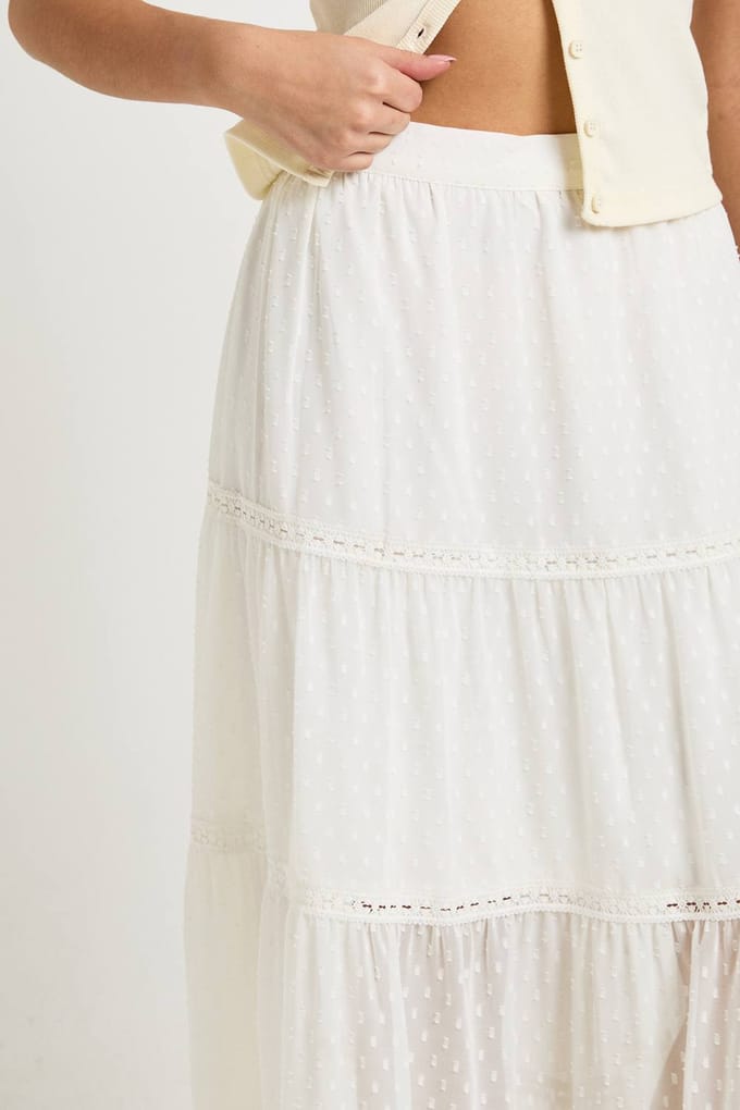 boohoo Dames Dobby Chiffon Maxi Gelaagde Rok | Wit | Maat: 38