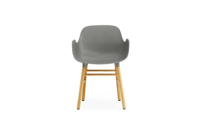 Normann Copenhagen - Form fauteuil met houten frame - grijs - eiken - 4 - 6 Wochen