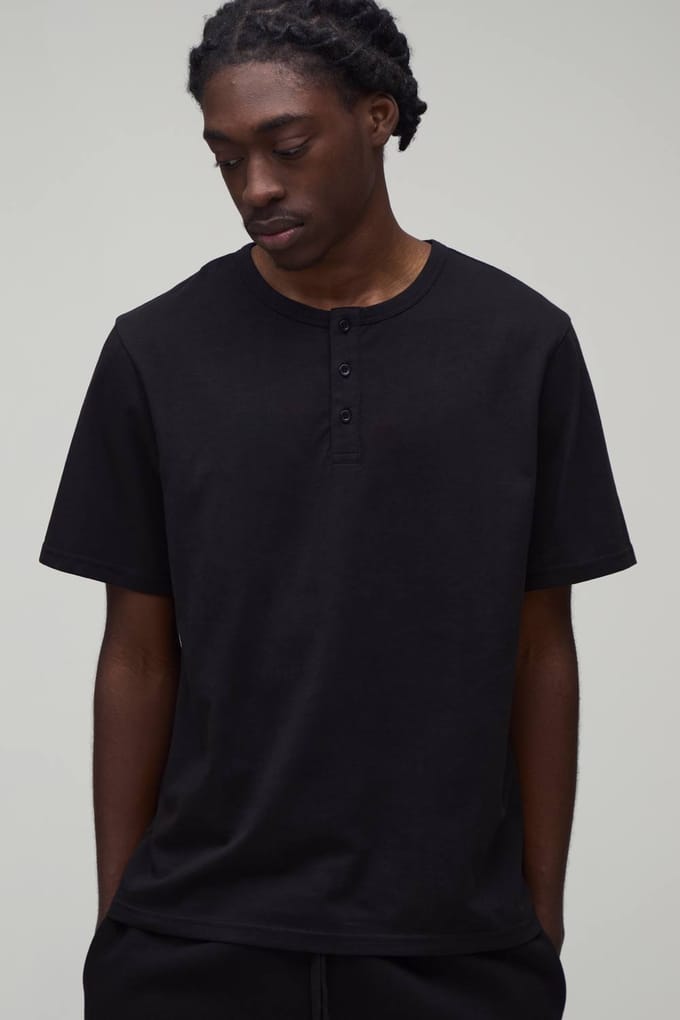 Essentieel Regular Fit Henley T-shirt | Black | Size XS