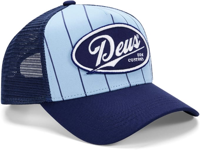 DEUS Forecourt Trucker cap - Sky Blue
