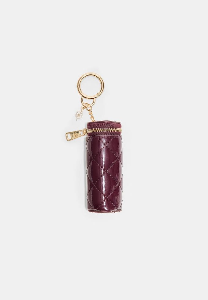 Stradivarius Gewatteerde charm als toilettas  Granaat OS